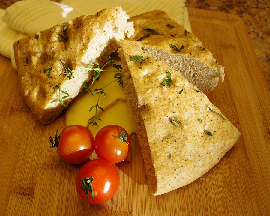 3 pratos italianos perfeitos para acompanhar uma deliciosa focaccia