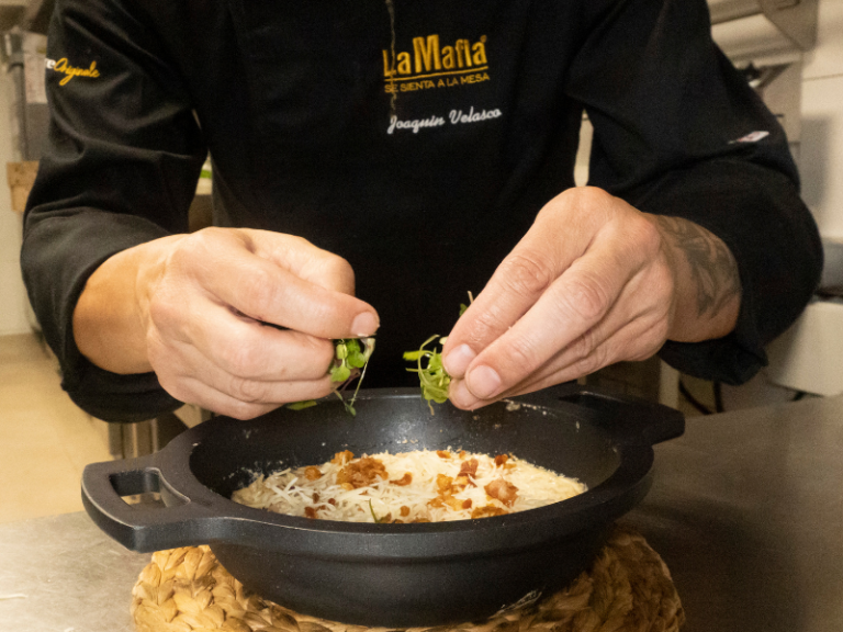 O que é imagem corporativa e como difere da identidade corporativa?