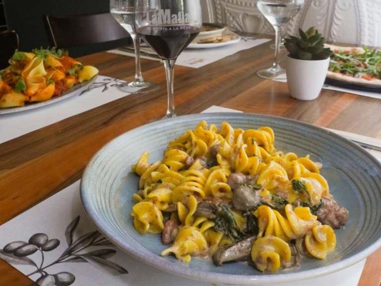 Os diferentes tipos de massa italiana: curtas, longas e recheadas