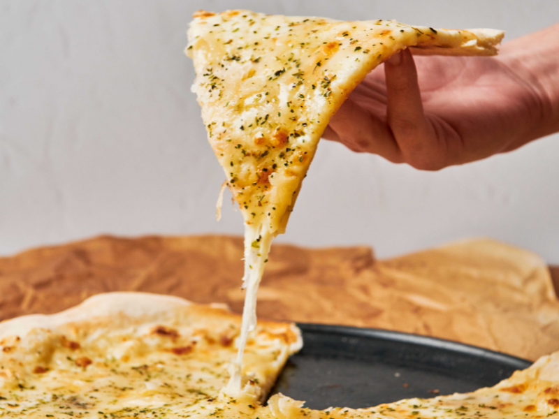 Com que talheres se deve comer massa?